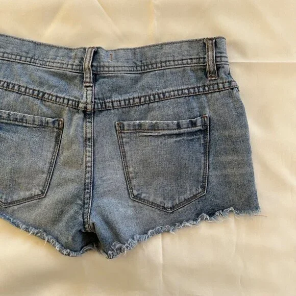 FREE PEOPLE Denim Shorts Womens Sz W 26 Blue Daisy Dukes Distressed Jean Summer - Picture 10 of 16